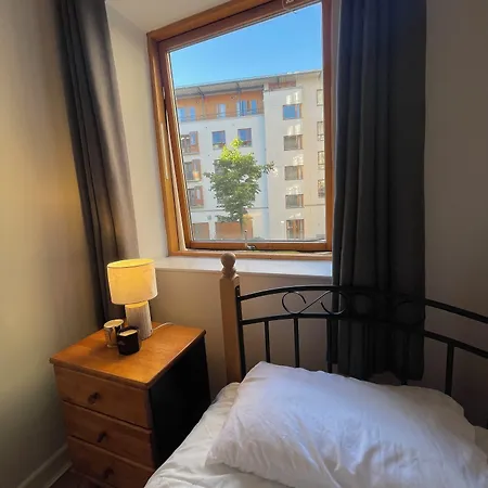 Dublin Centre 2-Bed Apt Sleeps 6 Near Attractions * Dublin