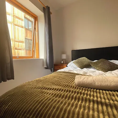 Dublin Centre 2-Bed Apt Sleeps 6 Near Attractions Dublin